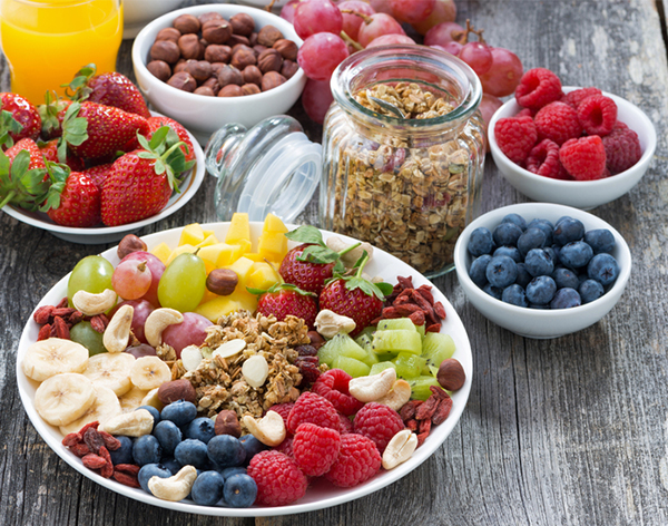 La colazione ideale è con frutta fresca e frutta secca”, vero o