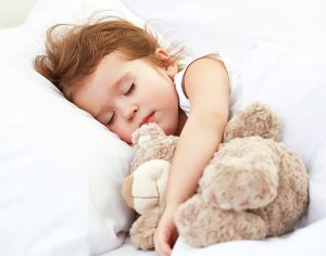 Cosa succede alla salute dei bambini se dormono poco?