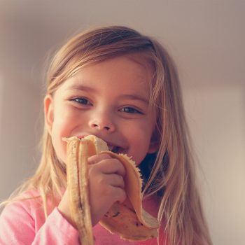 Obesità infantile, 7 consigli per evitarla